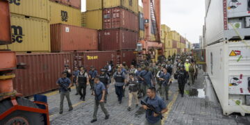 Il crescente numero di omicidi obbliga il presidente Noboa a indurire le misure