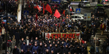 In processo cadute aggravanti dei futili motivi e dell'aggressione in gruppo con minori