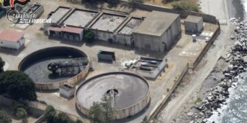 Provvedimento della Procura della Repubblica eseguito dal Noe. Due gli indagati