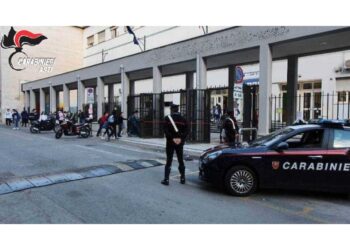 Minorenne sorpreso da un'insegnante