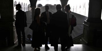 Voleva prendere il posto da coordinatore degli insegnanti di sostegno