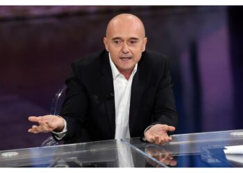 Giornalista e conduttore si difende dalle accuse di Medugno