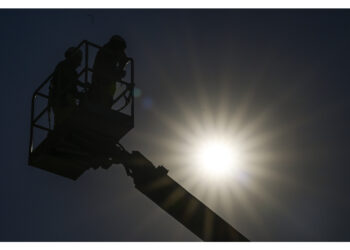 'Il futuro di 50mila cittadini non può restare sospeso'