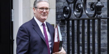 Premier Gb prende le distanze dalle pretese di Trump sull'isola