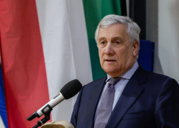 'Sostengo le loro aspirazioni democratiche