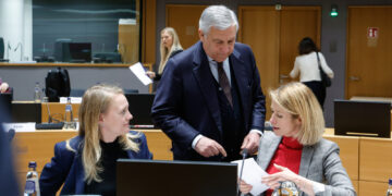 Il ministro degli Esteri a margine del Consiglio Affari Esteri