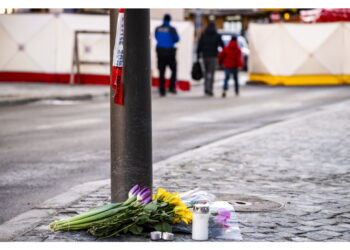 Il ministro riceverà aggiornamenti sui connazionali dalle autorità svizzere