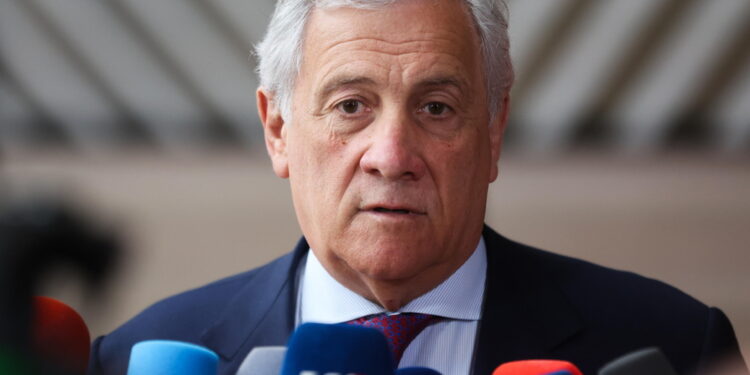 'Giovedì lo chiederò al consiglio Affari Esteri