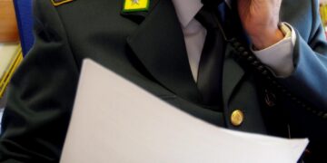 In corso anche un sequestro di denaro e disponibilità finanziarie per 19 milioni di euro