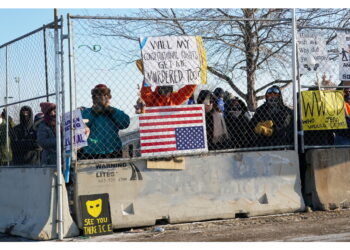 Il presidente Usa continua a difendere il lavoro dell'Ice