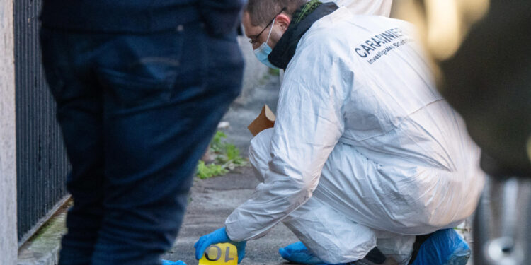 L'esame chiarirà la causa dei 'vistosi traumi' alla testa