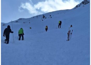 Il corpo recuperato dal Soccorso alpino valdostano