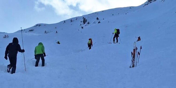 A Chiusaforte (Udine). Sul posto elicotteri