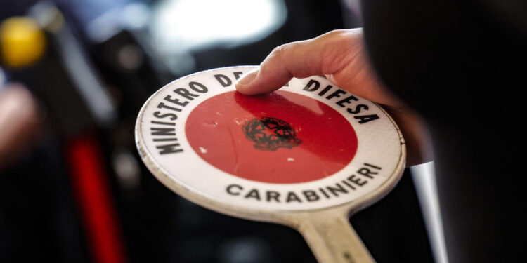 Presi quando stavano per incassare il saldo: avevano già avuto 95mila euro