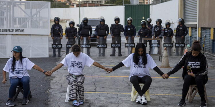 Per liberare tutti i detenuti per motivi politici