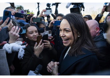 La decisione colpisce lo schieramento di Machado ancora fuori dalle liste