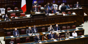 La parola aiuti "militari" presente nelle premesse ma non negli impegni