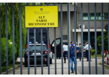 L'imputato: "Principali responsabili del pestaggio furono agenti venuti da fuori"