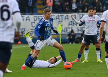 L'ultimo match giocato dal Como, la gara con il Bologna, terminata 1-1 (foto Roberto Colombo)