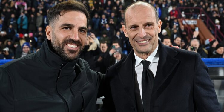 Cesc Fabregas e Massimiliano Allegri prima del match (foto Roberto Colombo)