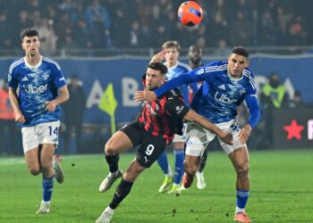 Niclas Füllkrug, attaccante del Milan, in azione al Sinigaglia (foto Roberto Colombo)