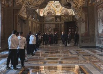 Dalla pagina Instagram di Mirwan Suwarso, la delegazione comasca in Vaticano