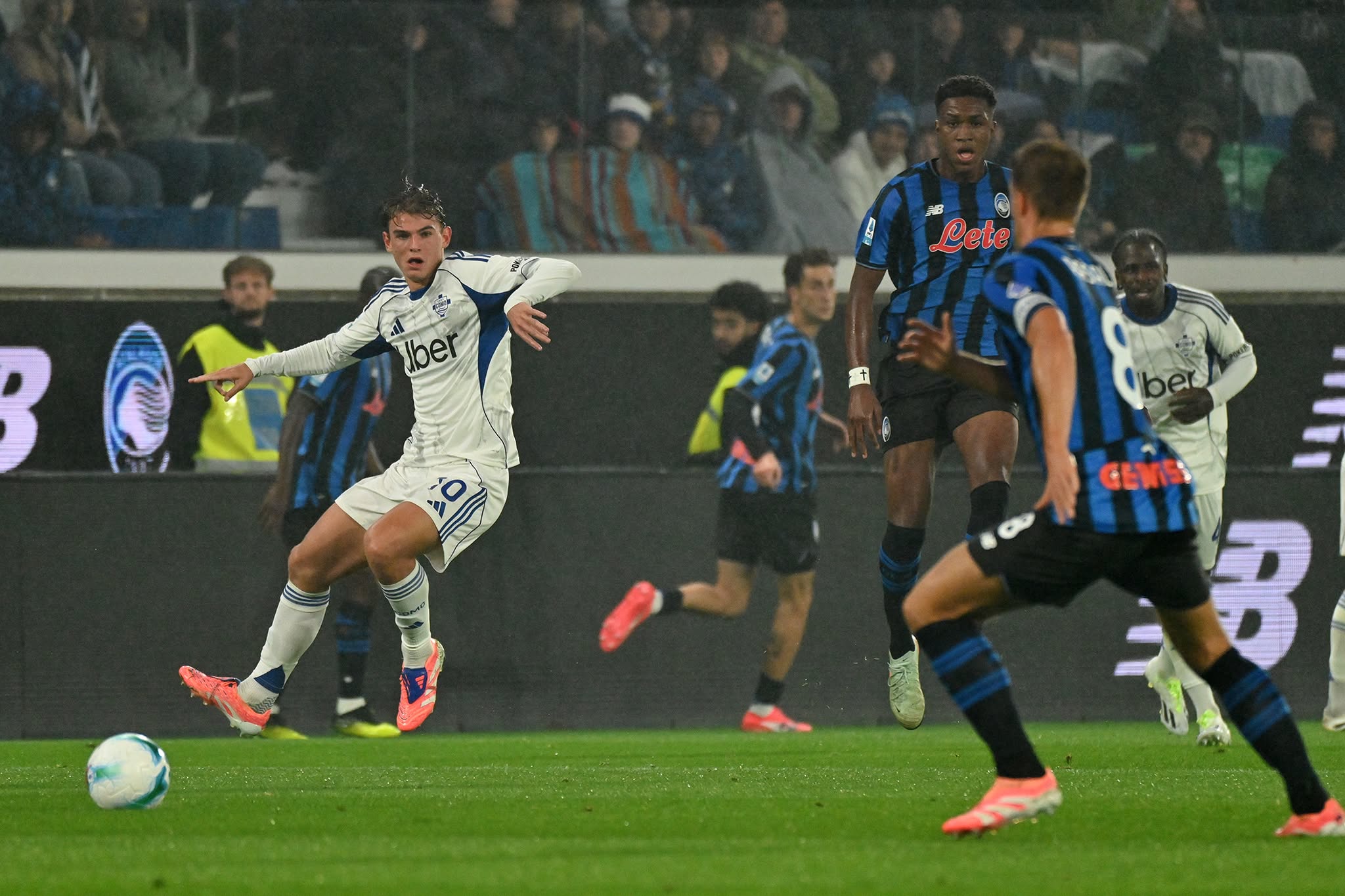 Como-Atalanta, mister Fabregas recupera Douvikas