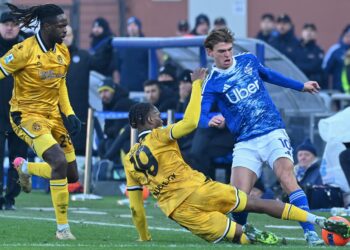 Nico Paz in azione nella sfida contro l'Udinese (foto Roberto Colombo)