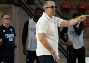 Walter De Raffaele, tecnico della Pallacanestro Cantù