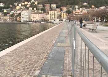 paratie lungolago Como