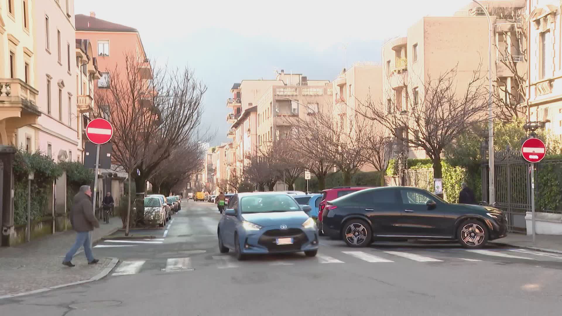 Ciliegi di via XX Settembre, botta e risposta tra Rapinese e i residenti. Gaddi: “Sindaco messo ko”