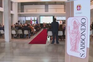 Abbondino d’Oro, la cerimonia cambia location (e città): l’evento sabato 14 marzo a Villa Erba