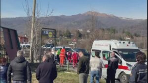 Incidente in moto a Montorfano, ancora in gravi condizioni a Monza la 15enne ferita
