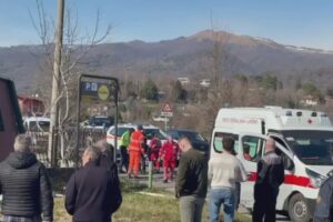 Incidente in moto a Montorfano, ancora in gravi condizioni a Monza la 15enne ferita