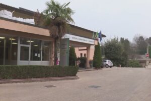 Ospedale di Menaggio, Orsenigo (Pd): “Fontana lo ignora”