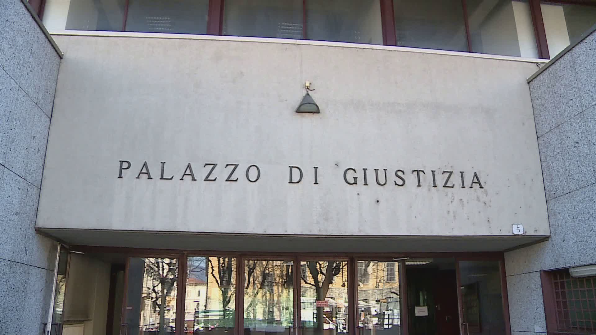 Danneggiamento della teca di Mussolini, avviato il processo a Bellosi. Prossima udienza a giugno