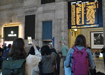 Circolazione prima 'fortemente rallentata' e dalle 9 in lenta ripresa