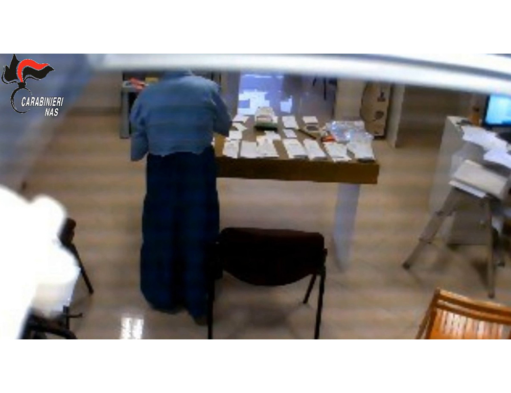 500mila euro sottratti a anziani e persone fragili, 8 arresti vicino Roma