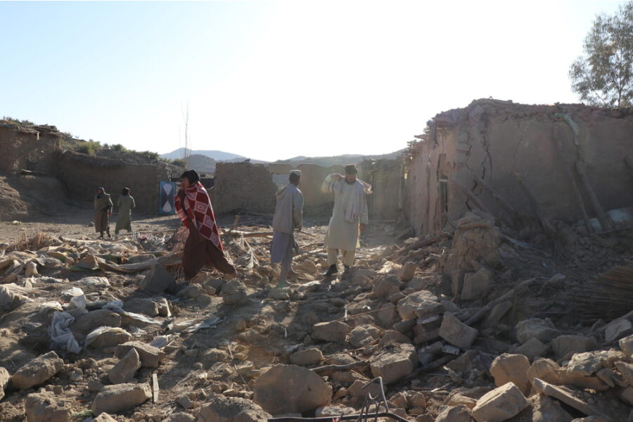 Colpiti anche donne e bambini