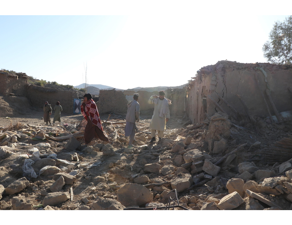 Afghanistan: decine di morti e feriti nei raid pakistani