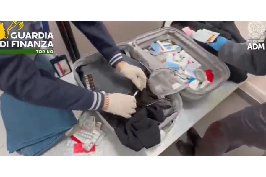 Operazione di guardia di finanza e Adm
