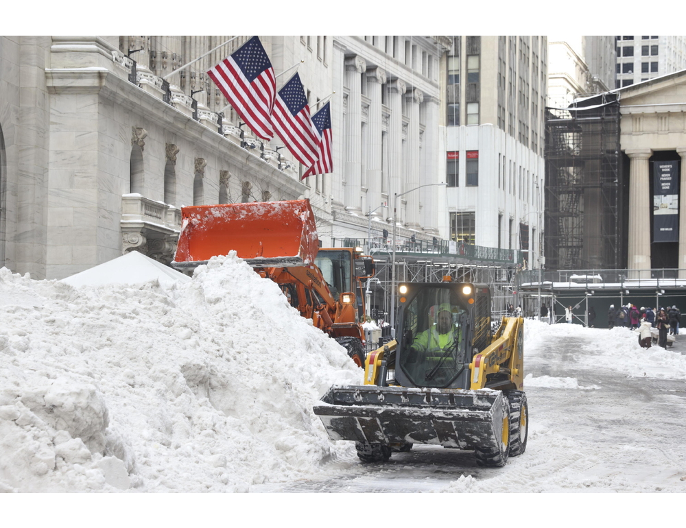 Allerta maltempo negli Usa, a New York attesi fino a 40 centimetri di neve