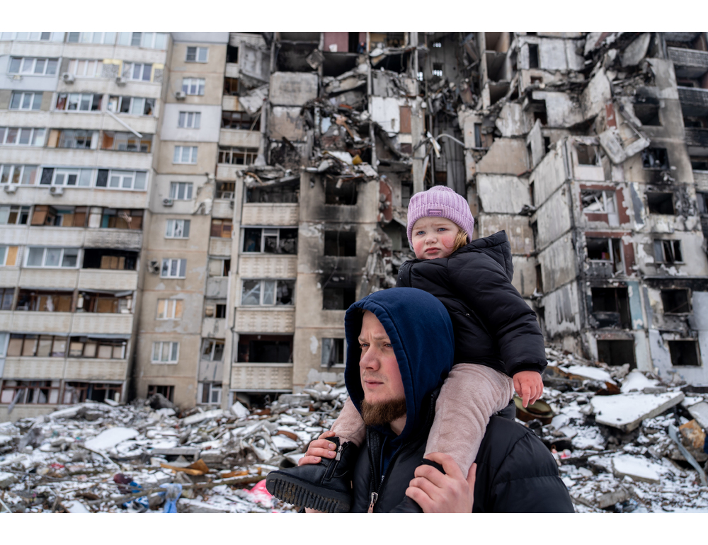 Appello dell’Unicef Italia a Carlo Conti, ‘un pensiero per i bimbi ucraini’