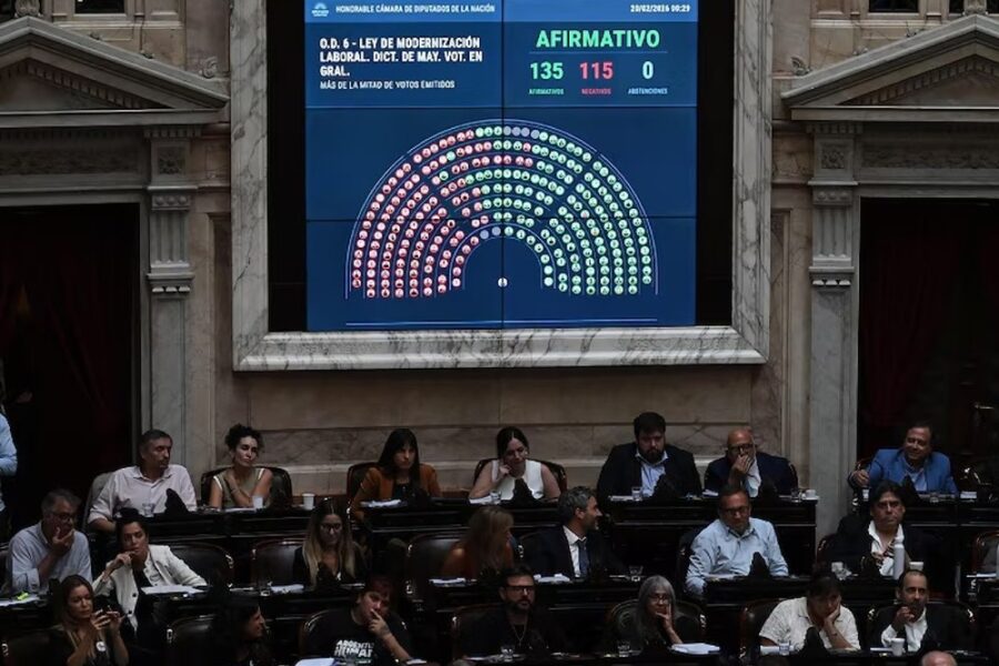 Il testo modificato torna al Senato per il voto finale