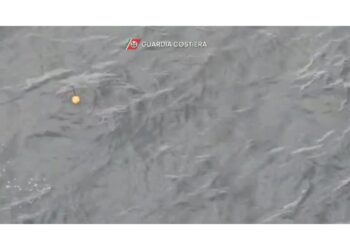 Il trasmettitore è stato individuato dall'elicottero della Guardia costiera