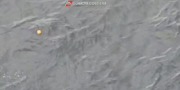 Il trasmettitore è stato individuato dall'elicottero della Guardia costiera