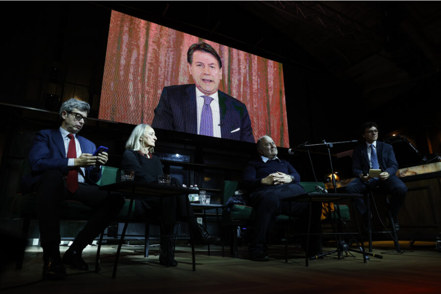 Avete eliminato l'abuso d'ufficio e vi siete presi stangata da Ue