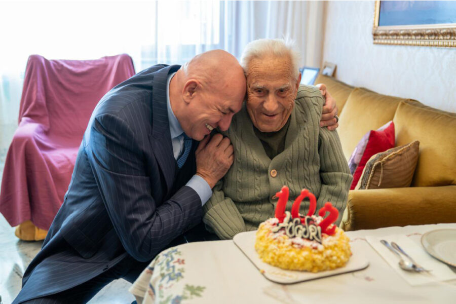 'Onore a chi ha costruito la nostra Italia in silenzio