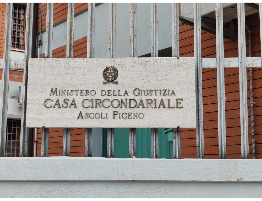 Detenuto 23enne trovato morto nel carcere di Ascoli Piceno