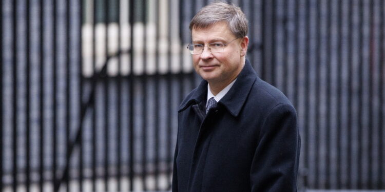 Lo ha detto il commissario dopo gli incontri a Londra con alcuni ministri